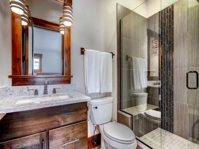 Four Bedroom Upscale Ski Home Perfect for Entertaining